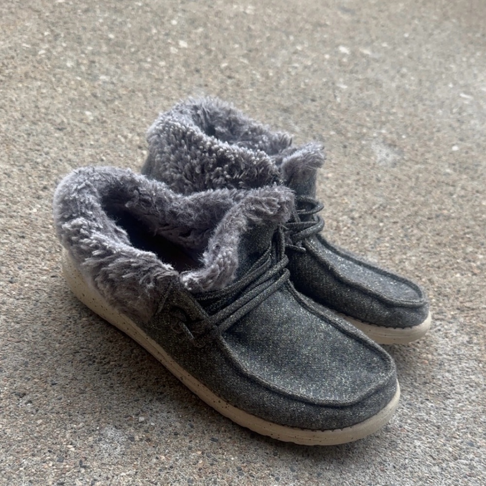 Hey Dude Kids Gray Furry Boots